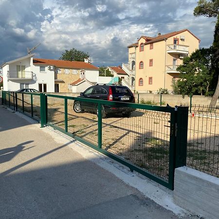 Apartments Bojanic Vodice Esterno foto