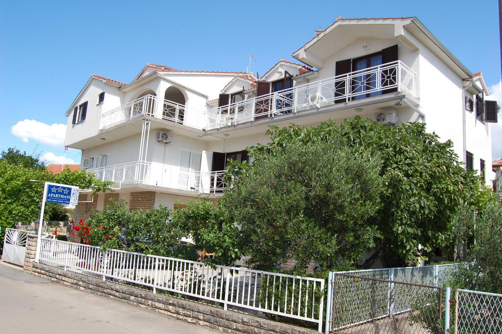 Apartments Bojanic Vodice Esterno foto