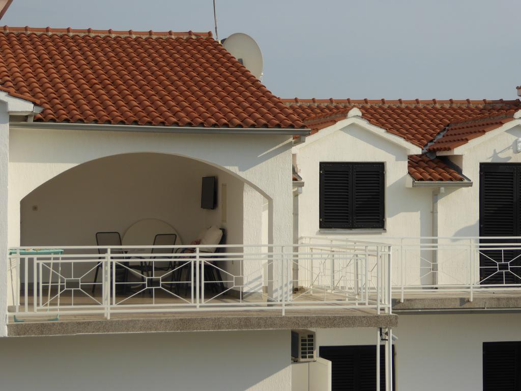 Apartments Bojanic Vodice Esterno foto