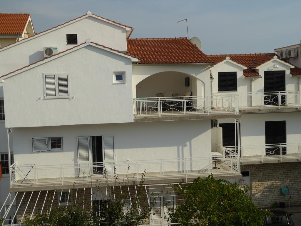 Apartments Bojanic Vodice Esterno foto