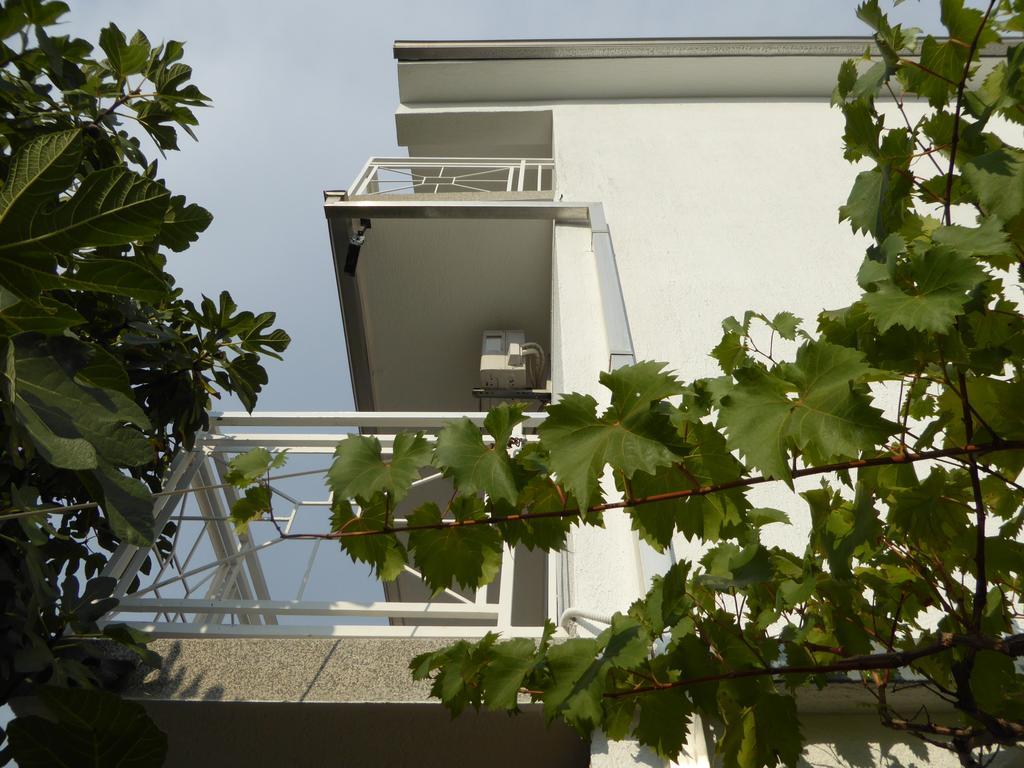 Apartments Bojanic Vodice Esterno foto