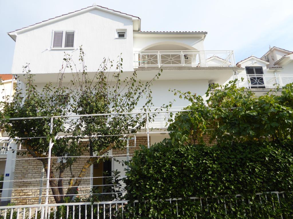 Apartments Bojanic Vodice Esterno foto